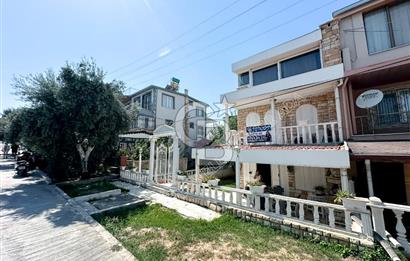 KUŞADASI KADINLAR DENİZİ’NDE PLAJA 300 METRE, CADDE ÜZERİNDE 3+2 VİLLA