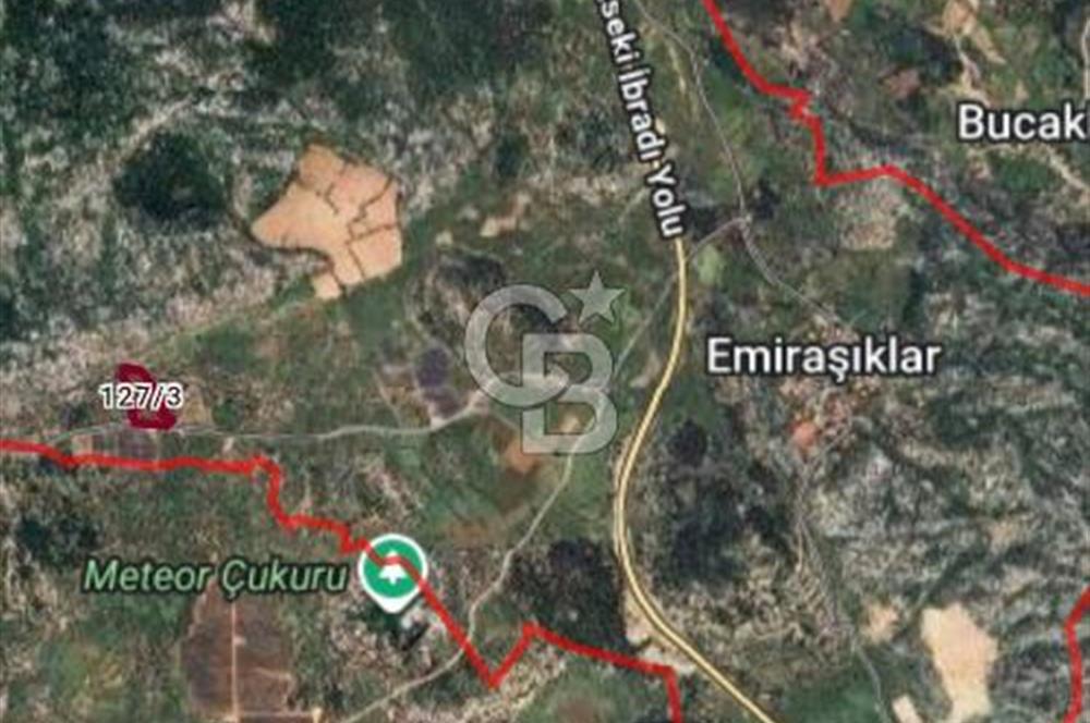 ANTALYA AKSEKİ EMİRAŞIKLAR'DA SATILIK TEK TAPULU TARLA