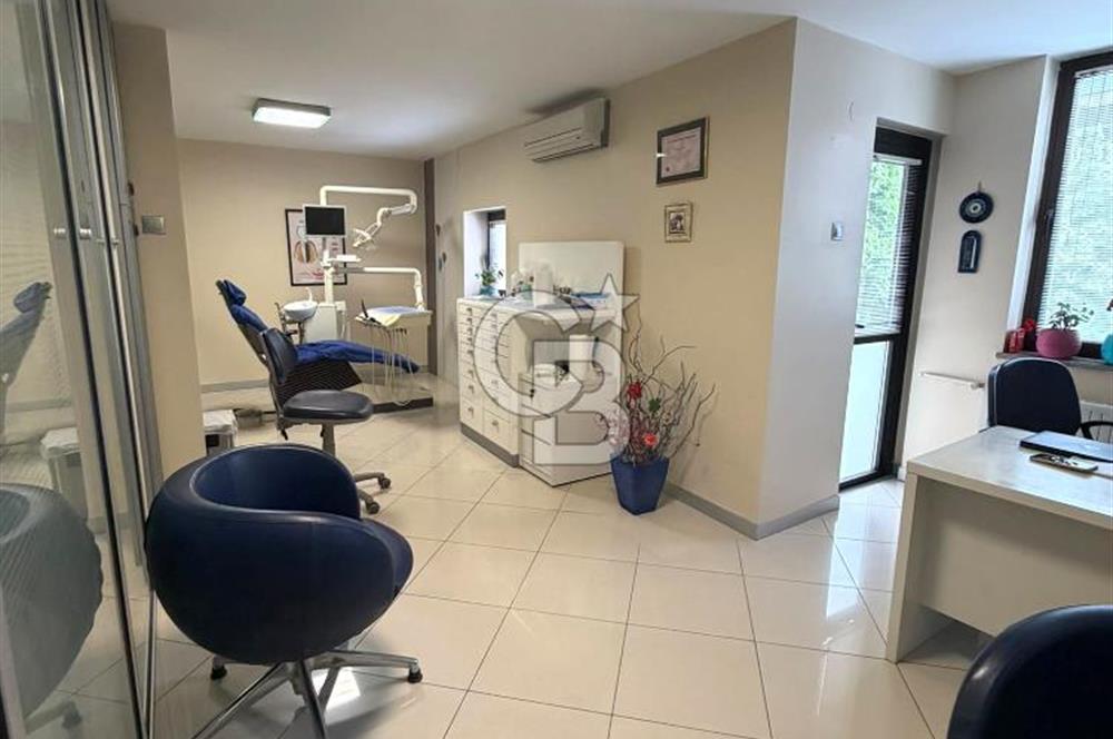 KIZILAY IHLAMUR SOK. HAN İÇERİSİNDE İÇİ YAPILI 1+1 SATILIK OFİS