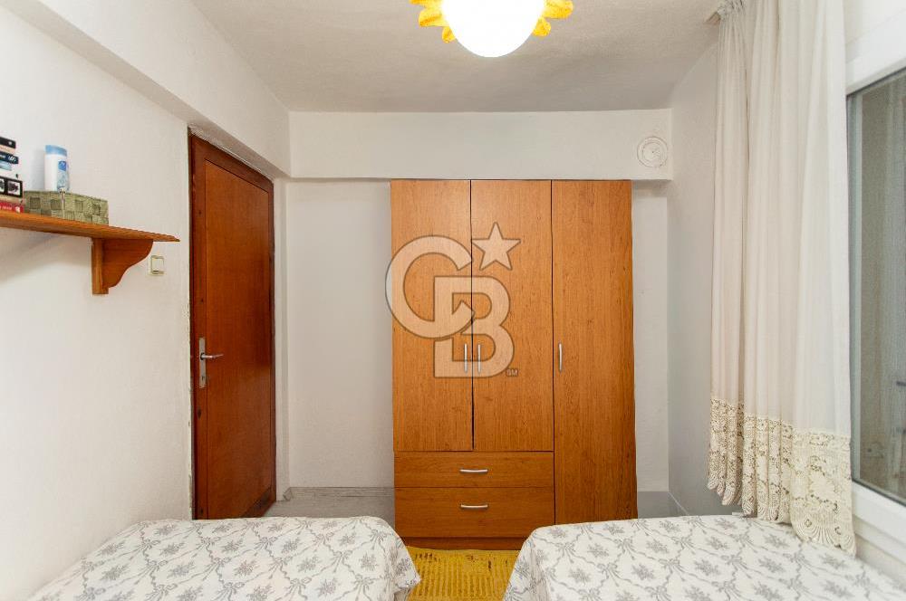 Yenifoça Donatkent'te Satılık 3+1 Deniz Manzaralı Müstakil Villa