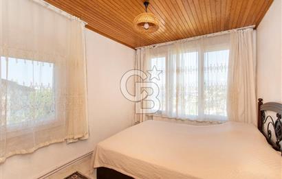 Yenifoça Donatkent'te Satılık 3+1 Deniz Manzaralı Müstakil Villa