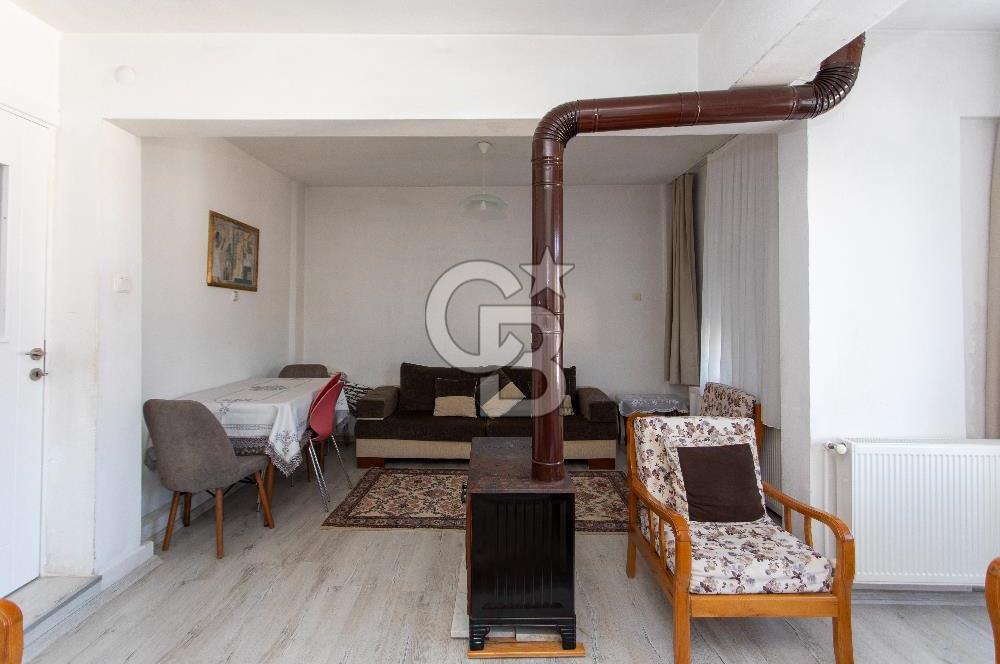 Yenifoça Donatkent'te Satılık 3+1 Deniz Manzaralı Müstakil Villa