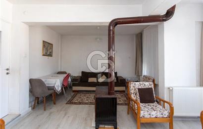 Yenifoça Donatkent'te Satılık 3+1 Deniz Manzaralı Müstakil Villa