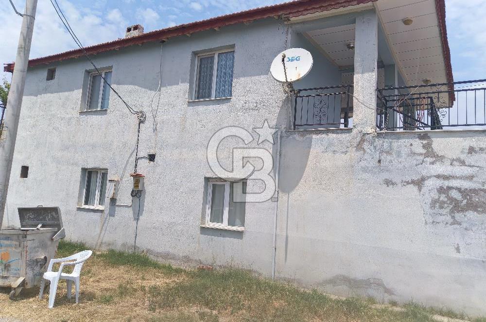 MANİSA AHMETLİ İLÇESİ YARAŞLI MAH. DE SATILIK RUHSATLI ÇİFTLİK