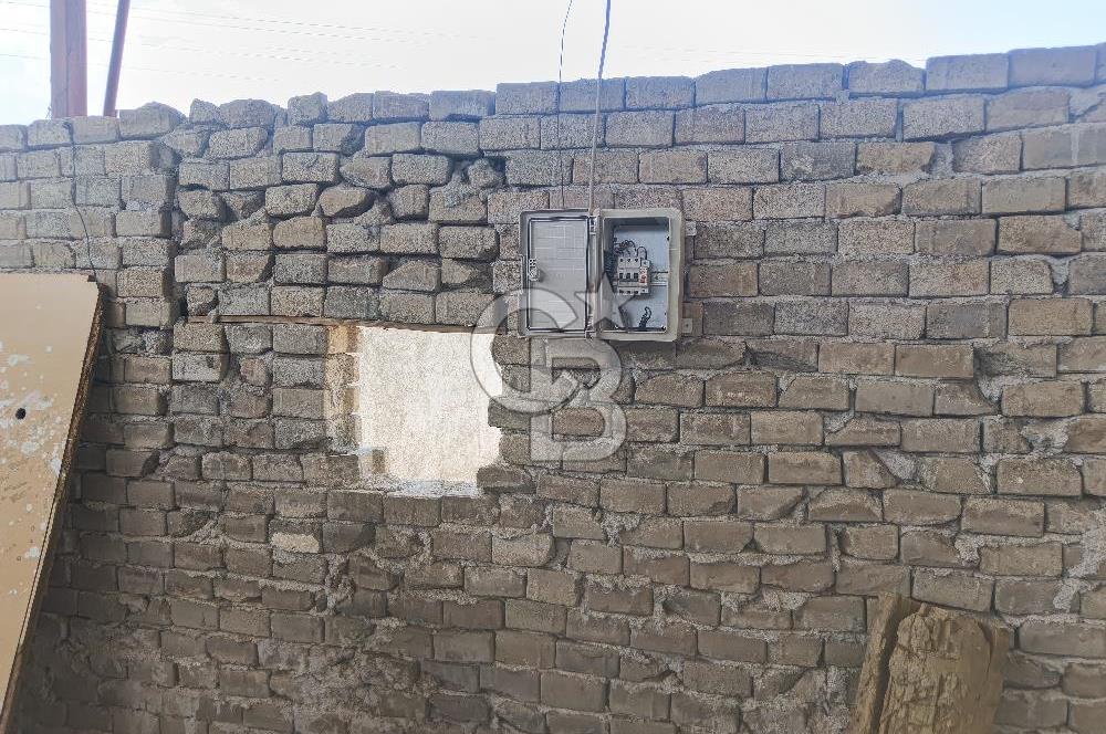 MANİSA AHMETLİ İLÇESİ YARAŞLI MAH. DE SATILIK RUHSATLI ÇİFTLİK