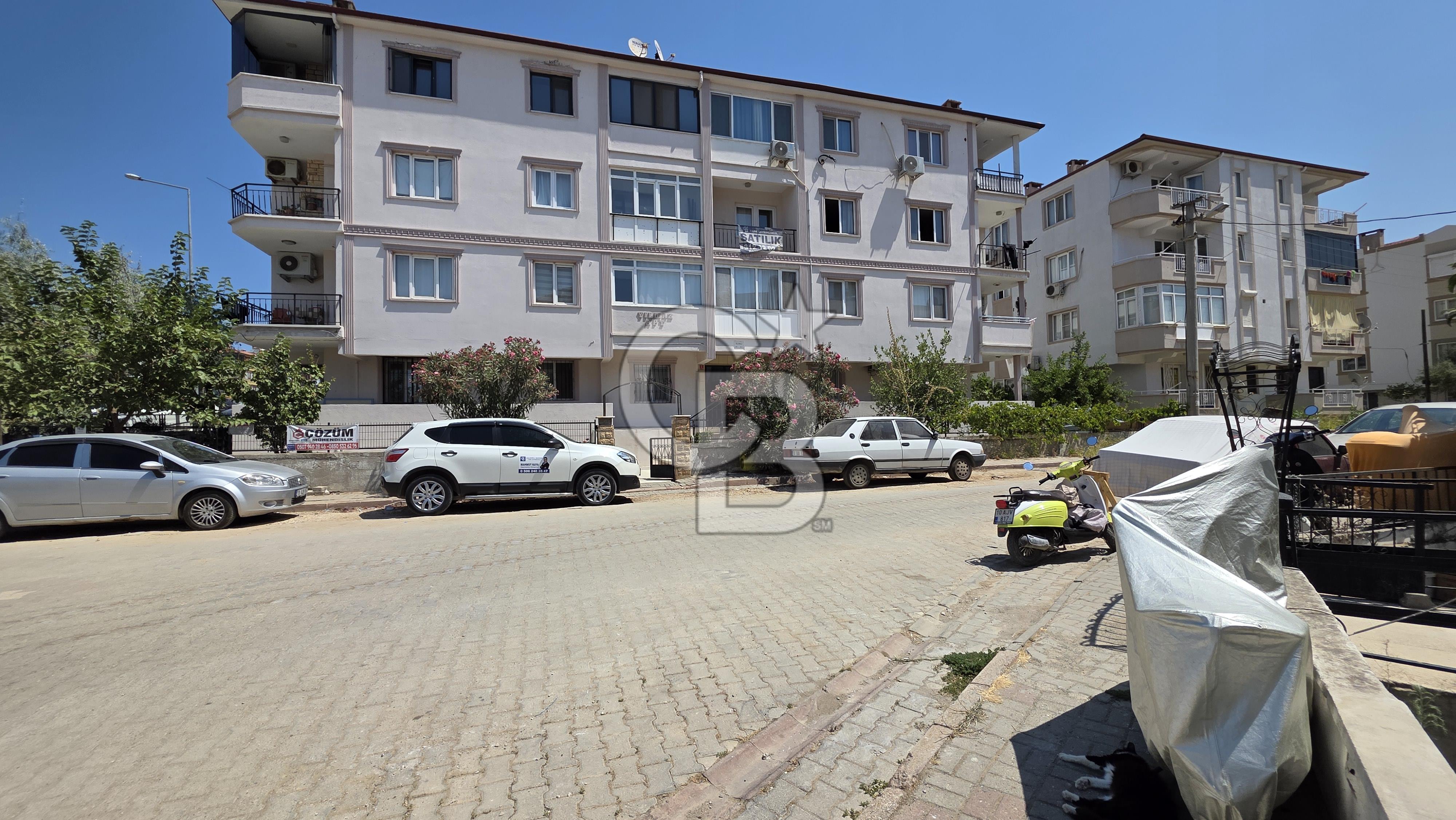 Ayvalık Ali Çetinkaya Mahallesi’nde Satılık 3+1 Daire 
