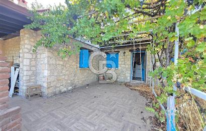 Ayvalık Murateli'inde Satılık Bahçeli Müstakil Ev 