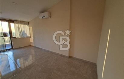 AKBÜK MERKEZDE HAVUZLU SİTEDE BAKIMLI 3+1 TERASLI VİLLA