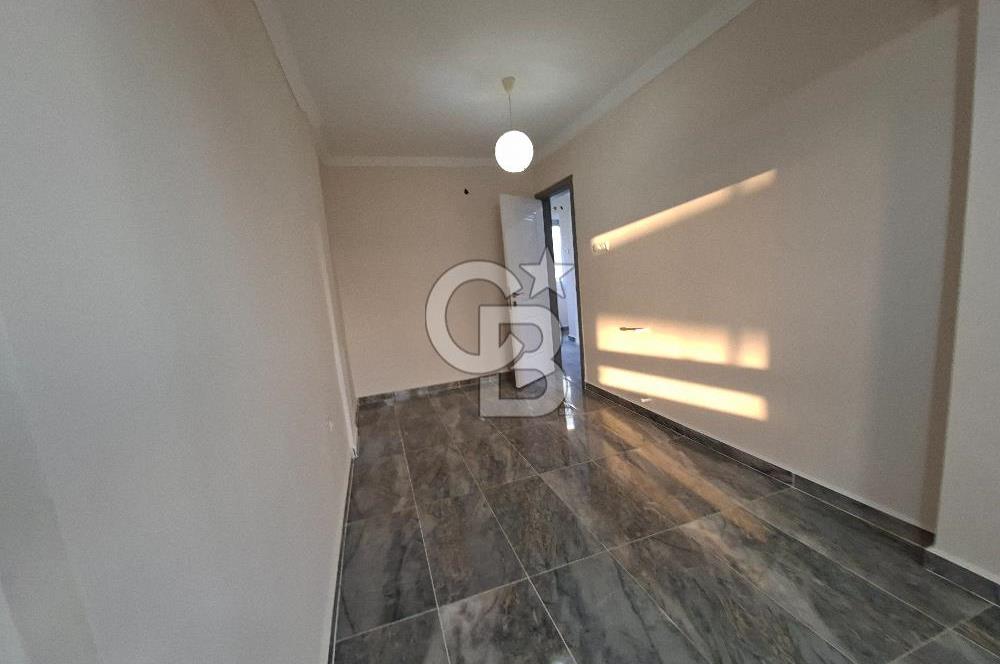 AKBÜK MERKEZDE HAVUZLU SİTEDE BAKIMLI 3+1 TERASLI VİLLA