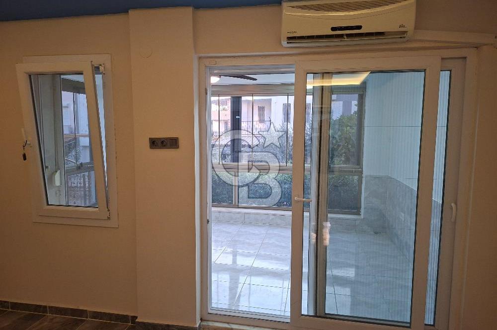 AKBÜK MERKEZDE HAVUZLU SİTEDE BAKIMLI 3+1 TERASLI VİLLA