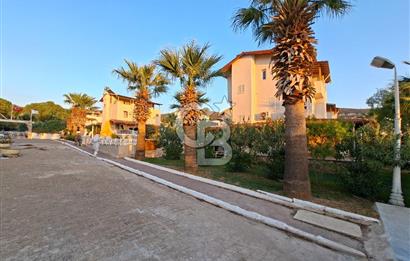 AKBÜK MERKEZDE HAVUZLU SİTEDE BAKIMLI 3+1 TERASLI VİLLA