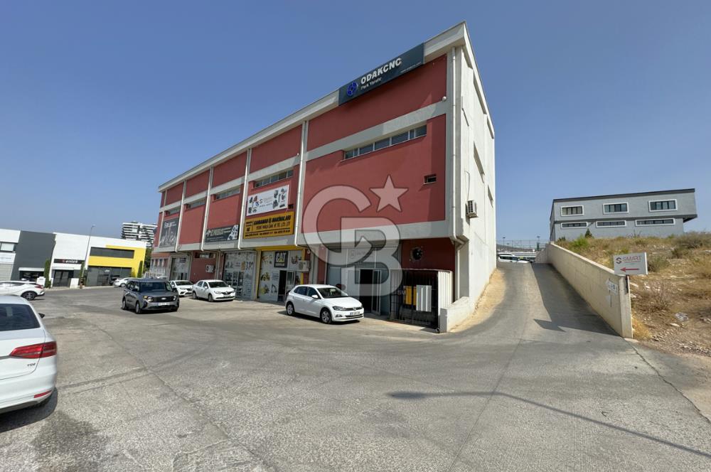 BORNOVA 4. SANAYİ SİTESİ’NDE 200 METREKARE KİRALIK İŞ YERİ