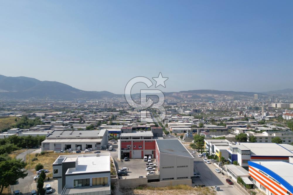 BORNOVA 4. SANAYİ SİTESİ’NDE 200 METREKARE KİRALIK İŞ YERİ