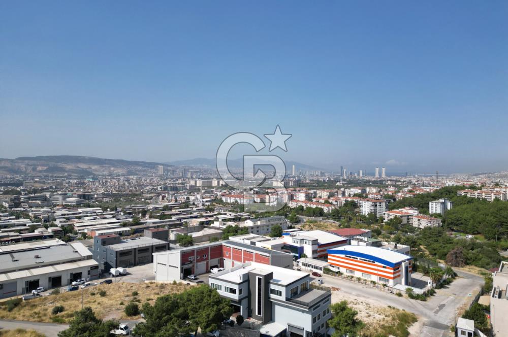 BORNOVA 4. SANAYİ SİTESİ’NDE 200 METREKARE KİRALIK İŞ YERİ
