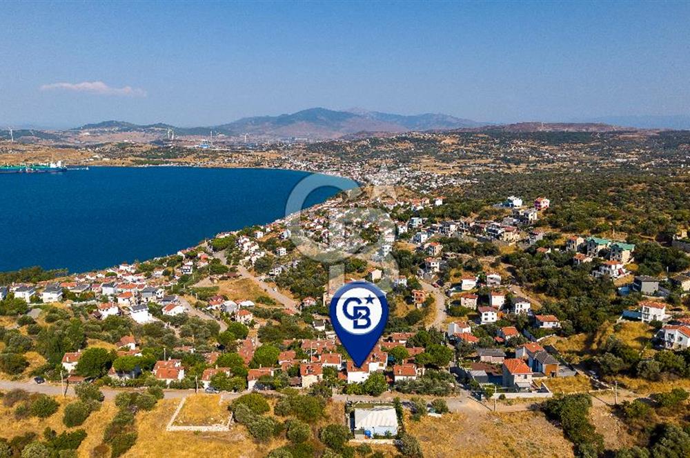 Yenifoça Donatkent'te Satılık 3+1 Deniz Manzaralı Müstakil Villa