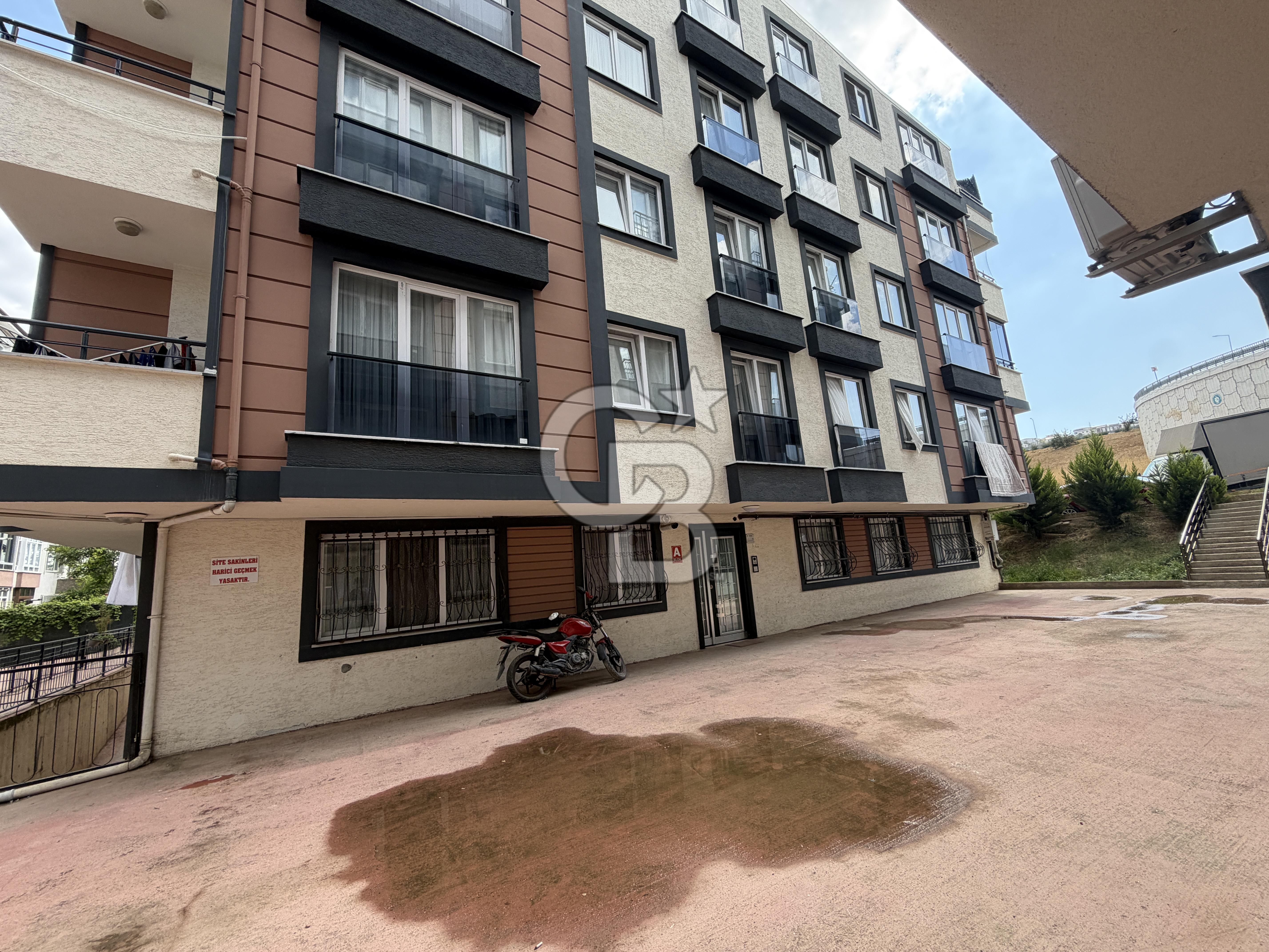 Gebze İstasyon Eskihisarda 2+1 Giriş Kat Otoparklı Daire