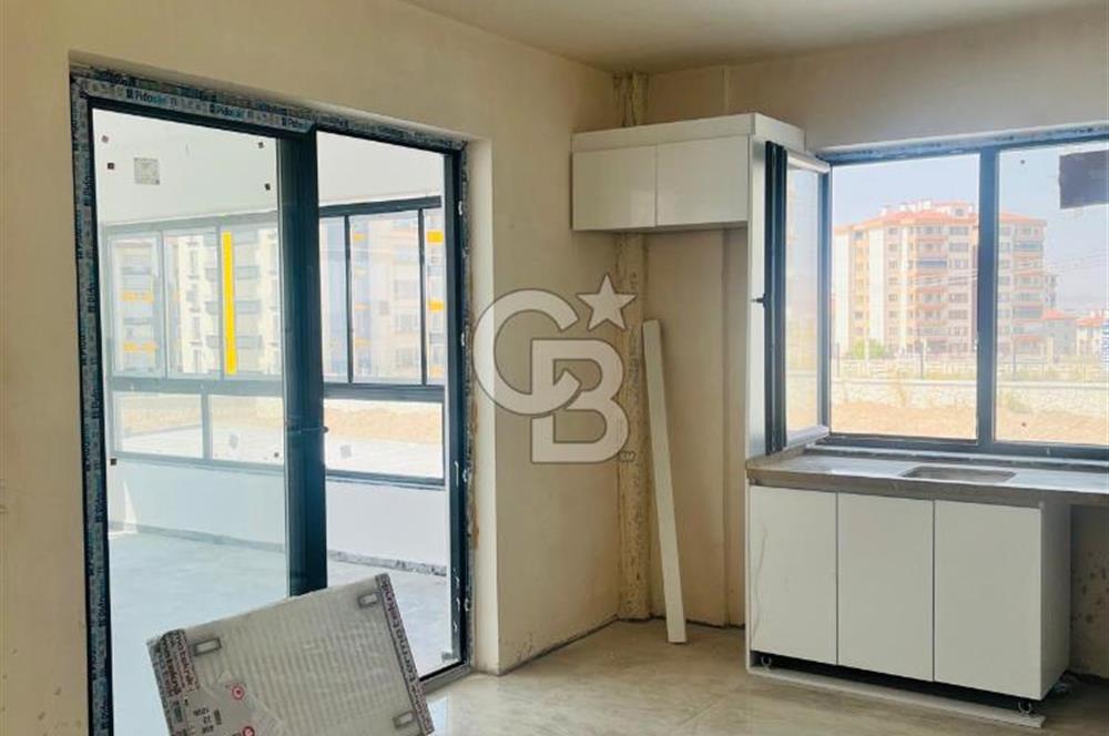 ALCI MAHALLESİ'NİN EN DONANIMLI PROJESİNDE GENİŞ SATILIK DAİRE