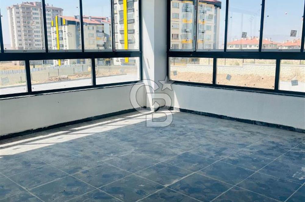 ALCI MAHALLESİ'NİN EN DONANIMLI PROJESİNDE GENİŞ SATILIK DAİRE