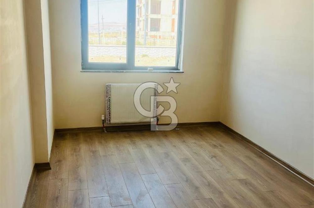 ALCI MAHHALESİNDE GENİŞ SATILIK 2+1 DAİRE