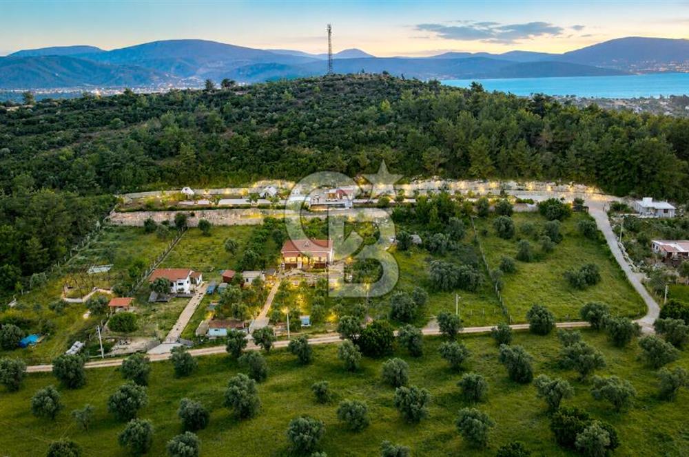 URLA TOROSANDA DOĞANIN İÇİNDE DENİZE YAKIN ÖZEL BİR YAŞAM ALANI