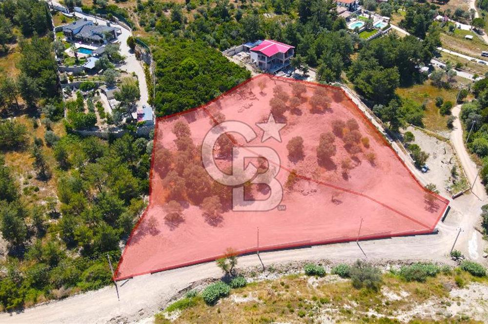 Urla Kekliktepe'de İmarlı Villa Arsası Sefaköy Caddesinde