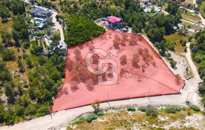 Urla Kekliktepe'de İmarlı Villa Arsası Sefaköy Caddesinde