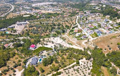 Urla Kekliktepe'de İmarlı Villa Arsası Sefaköy Caddesinde