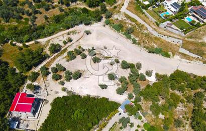 Urla Kekliktepe'de İmarlı Villa Arsası Sefaköy Caddesinde