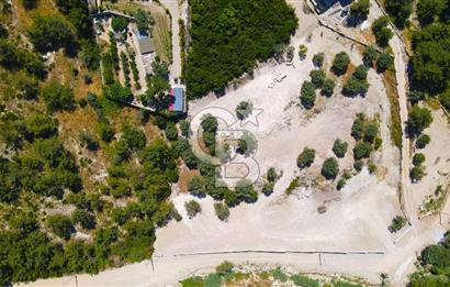 Urla Kekliktepe'de İmarlı Villa Arsası Sefaköy Caddesinde