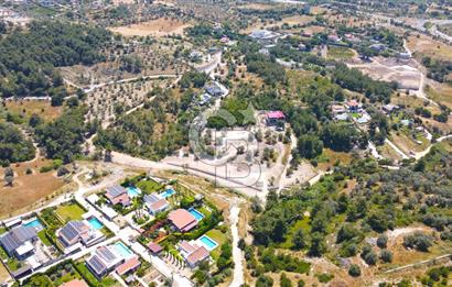 Urla Kekliktepe'de İmarlı Villa Arsası Sefaköy Caddesinde