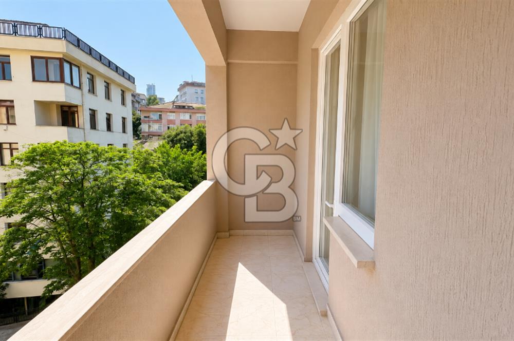 BEŞİKTAŞ,GAYRETTEPE, ŞENOL SOKAK'TA 3+1 120 M2 BALKONLU DAİRE