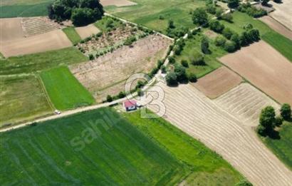 82 metre resmi yola cepheli konut imarına sınır resmi %5 imar