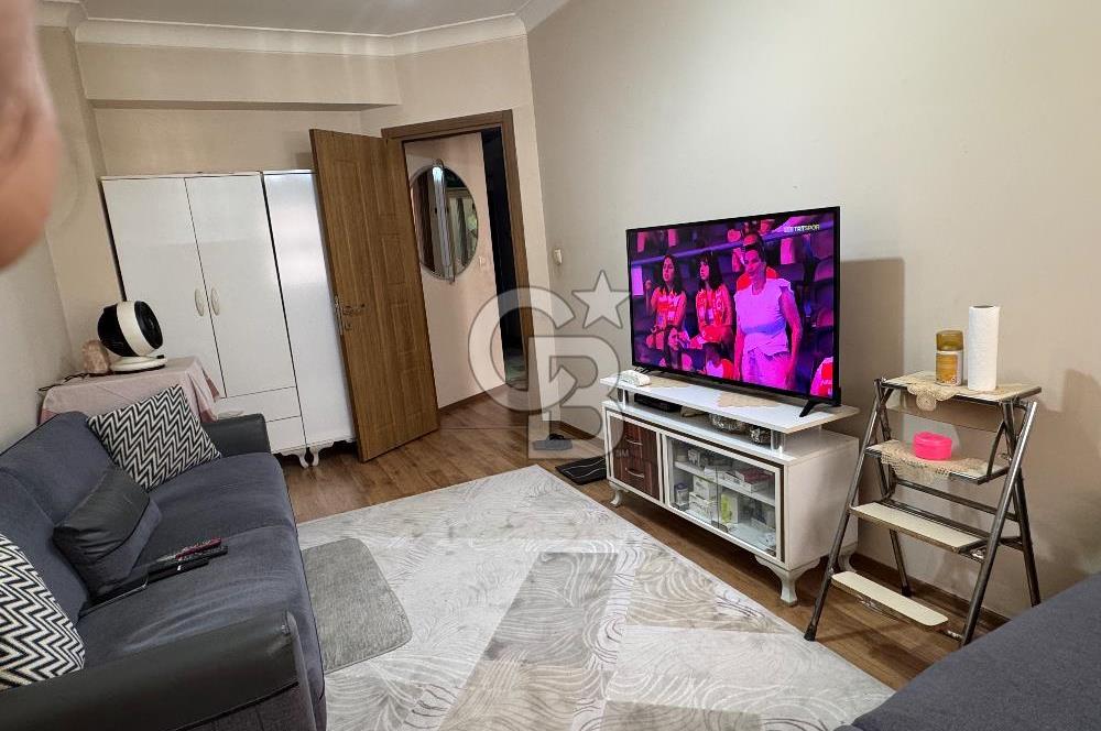 Karşıyaka Dedebaşı'nda Satılık 2+1 Doğal Gazlı Daire