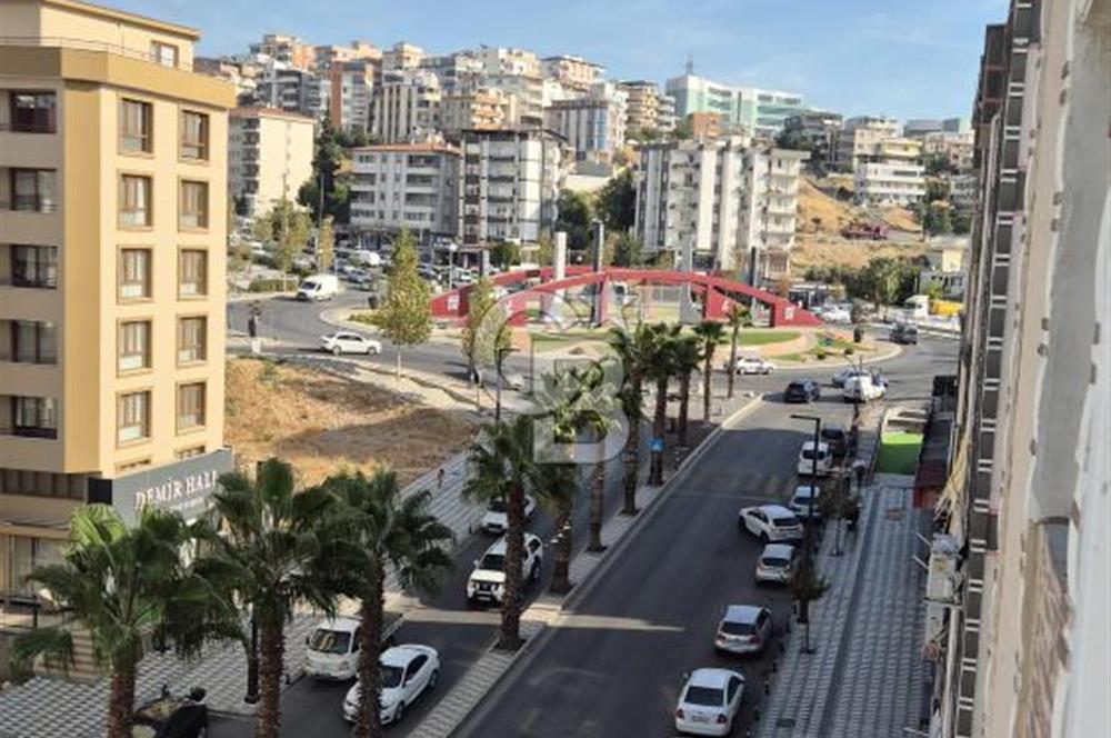Aliağa Kurtuluş Mahallesi'nde Satılık 2+1 Masrafsız Daire