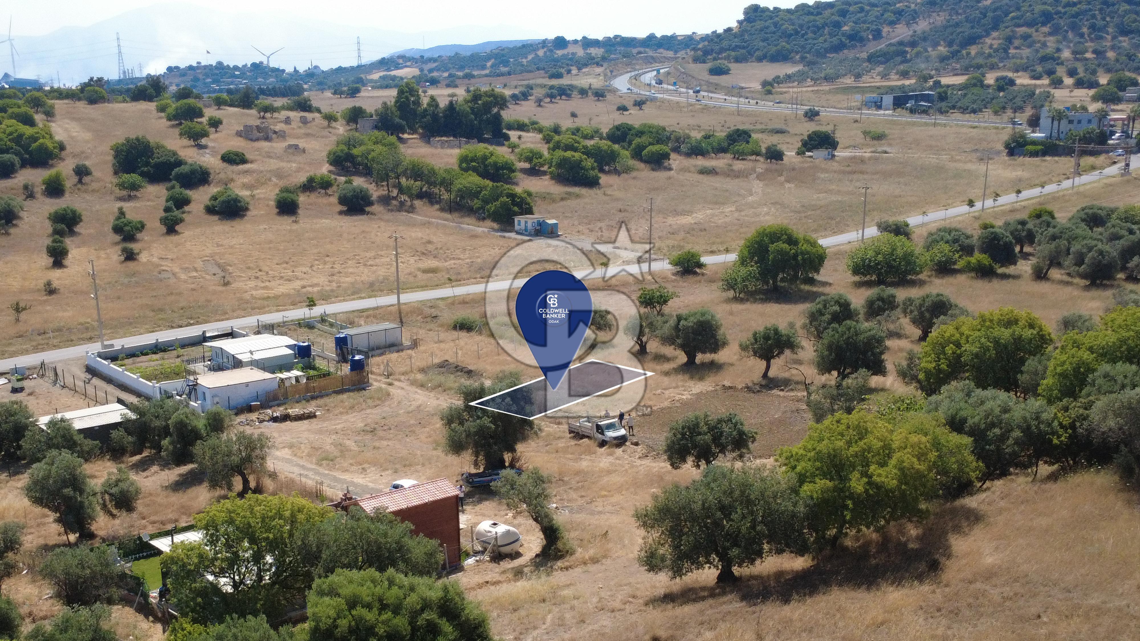 ÇAKMAKLI'DA 255 m² HİSSELİ TARLA