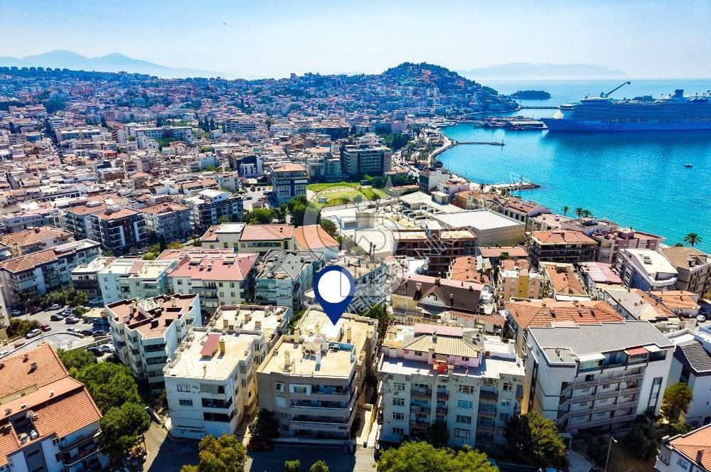 Kuşadası Merkezde | Denize, Çarşıya ve Marinaya Yürüme Mesafesinde 3+1