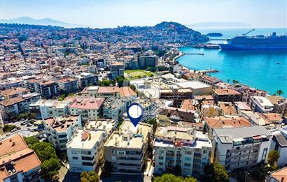 Kuşadası Merkezde | Denize, Çarşıya ve Marinaya Yürüme Mesafesinde 3+1