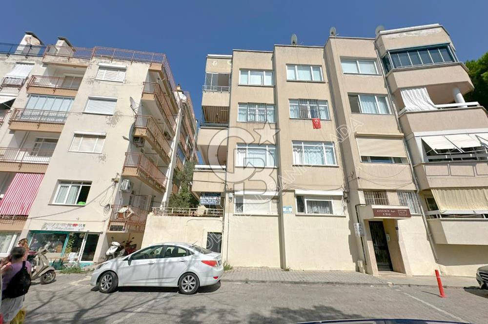 Kuşadası Merkezde | Denize, Çarşıya ve Marinaya Yürüme Mesafesinde 3+1