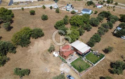 ALİAĞA ÇAKMAKLI KÖYÜ GİRİŞİNDE SATILIK ARSA