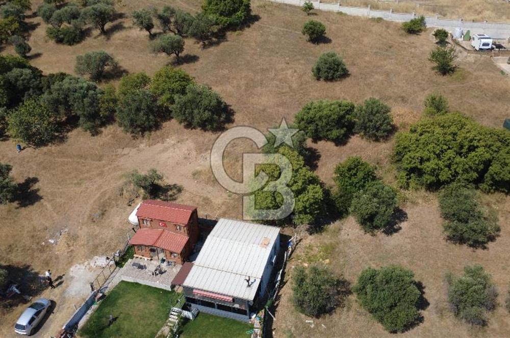 ALİAĞA ÇAKMAKLI KÖYÜ GİRİŞİNDE SATILIK ARSA