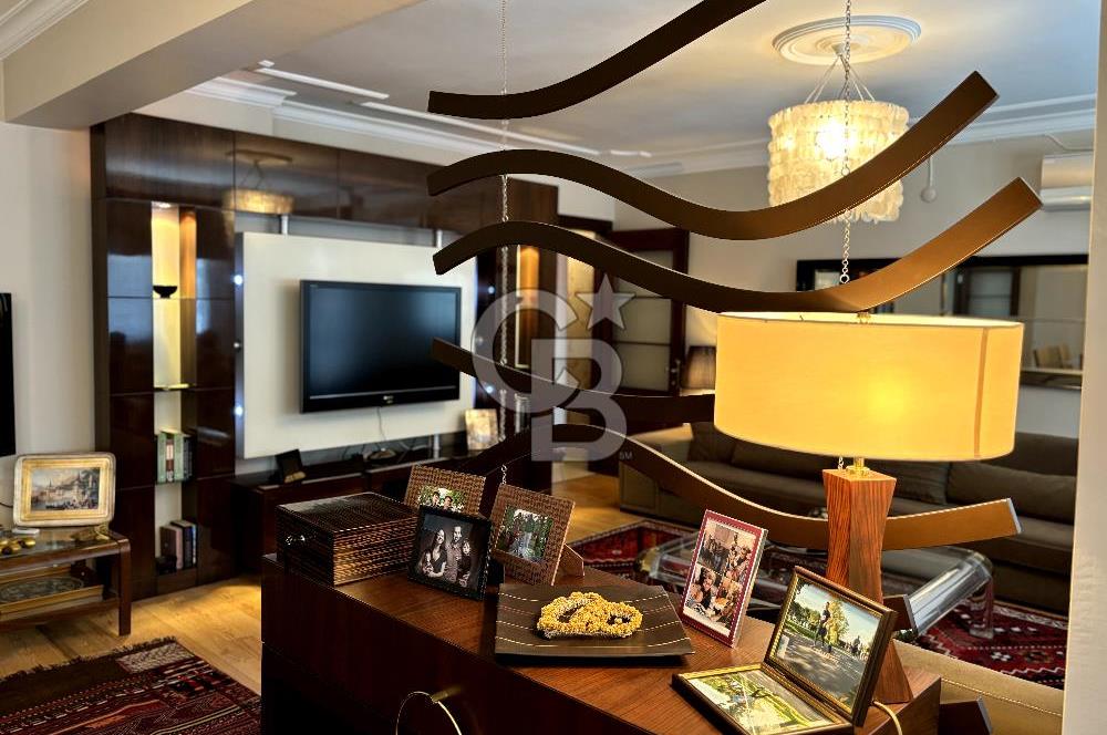 BUCA HİPODROM YAKINI 6+1 350 M2 SATILIK ÖZEL DAİRE