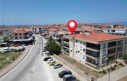 Ayvalık Ali Çetinkaya Ana Cadde Üzeri Ön Cephe Satılık 3+1 Daire