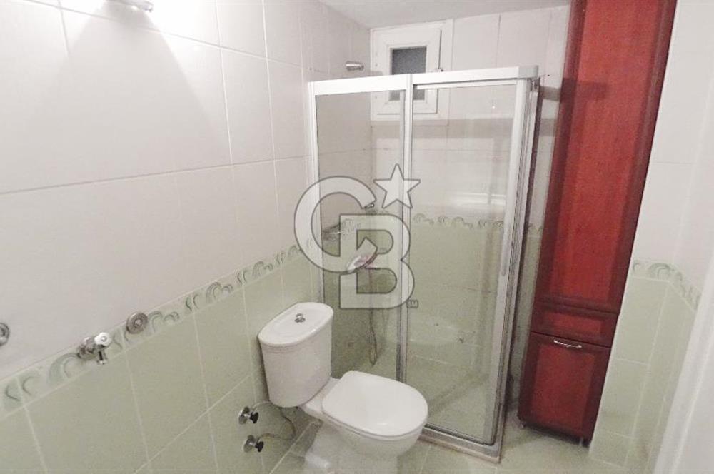 Bostanlı, Hüseyin Yurttaş Sokak'da Kiralık 3+1 daire,