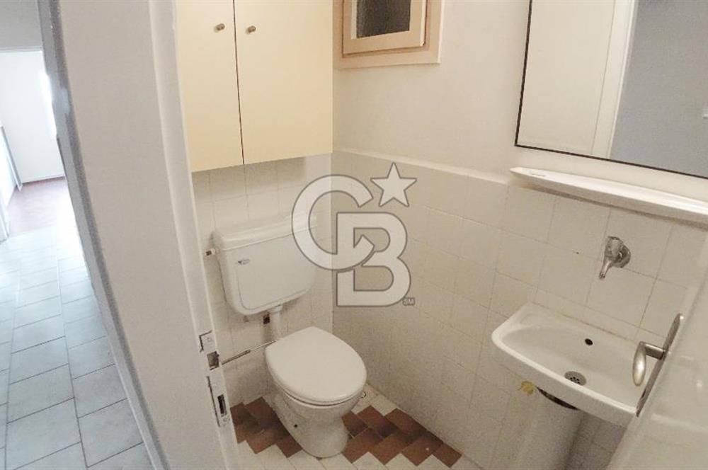 Bostanlı, Hüseyin Yurttaş Sokak'da Kiralık 3+1 daire,