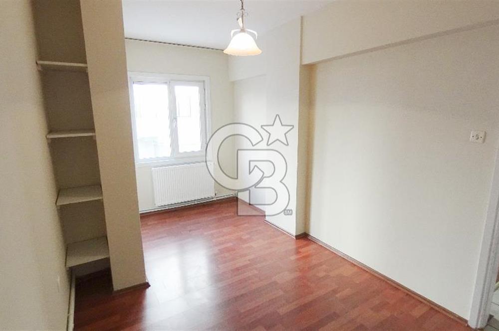 Bostanlı, Hüseyin Yurttaş Sokak'da Kiralık 3+1 daire,