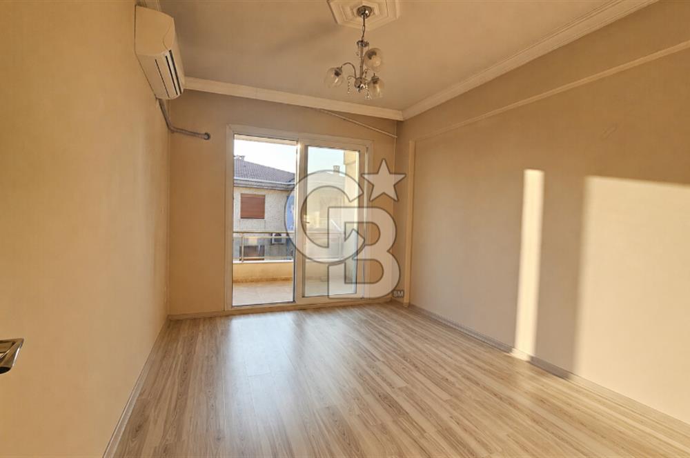 Ayvalık Ali Çetinkaya Ana Cadde Üzeri Ön Cephe Satılık 3+1 Daire
