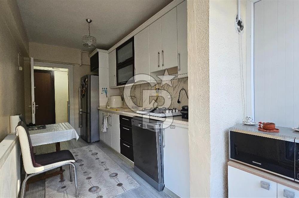 Ayvalık 150 Evler'de Yenilenmiş Doğalgazlı Satılık 2+1 Daire