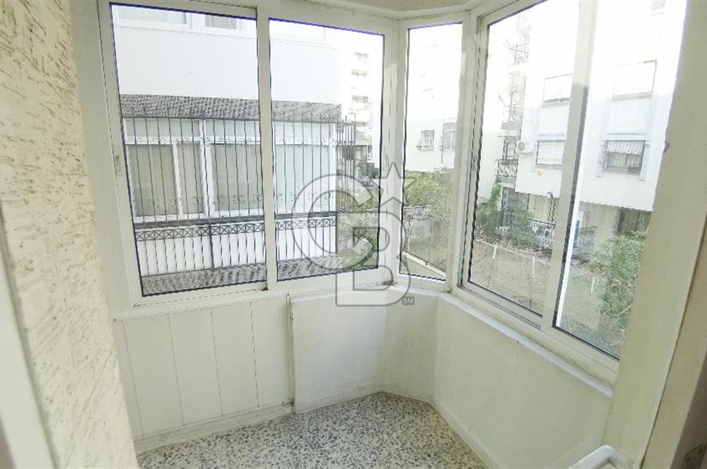 Bostanlı, Hüseyin Yurttaş Sokak'da Kiralık 3+1 daire,
