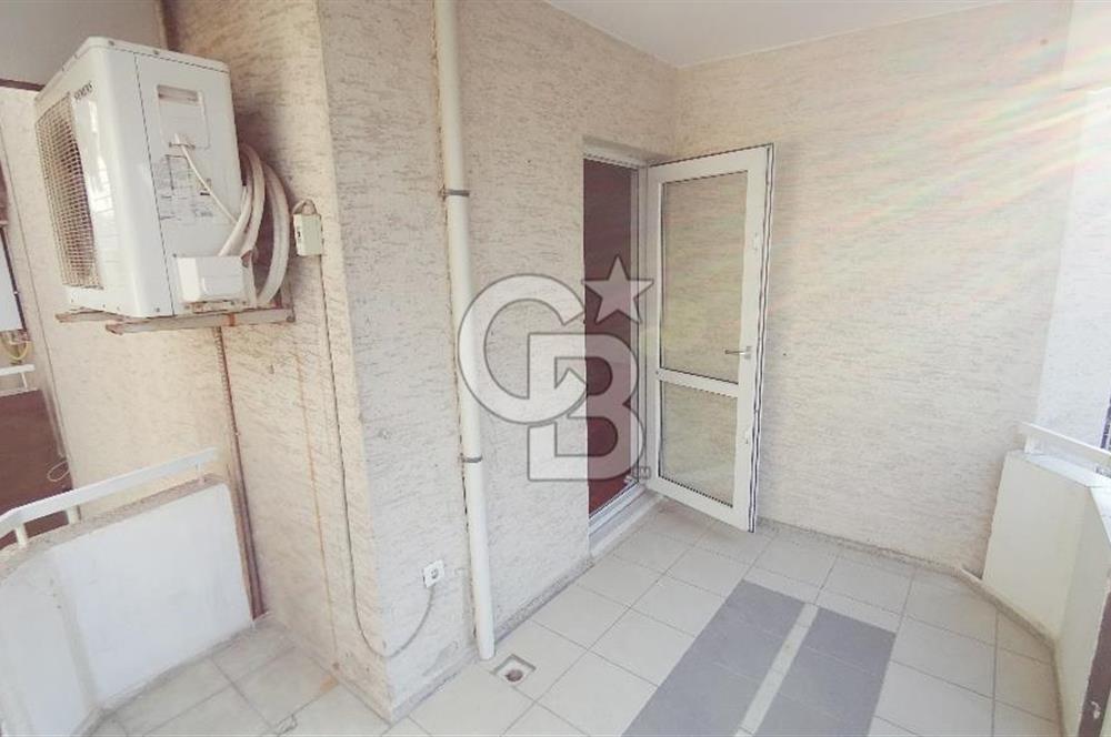 Bostanlı, Hüseyin Yurttaş Sokak'da Kiralık 3+1 daire,