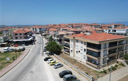 Ayvalık Ali Çetinkaya Ana Cadde Üzeri Ön Cephe Satılık 3+1 Daire